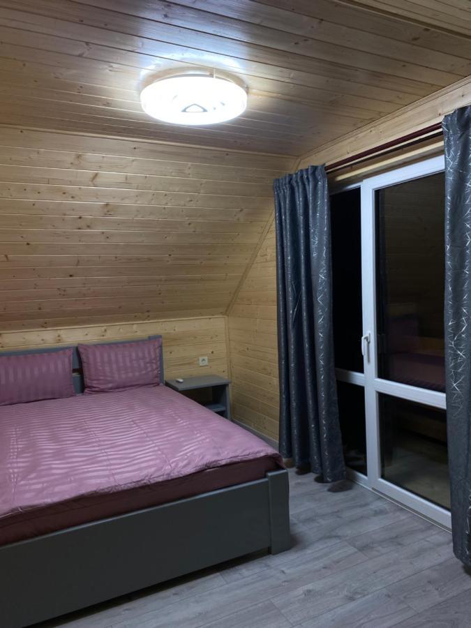 Vienna House Lägenhet Jaremtje Exteriör bild